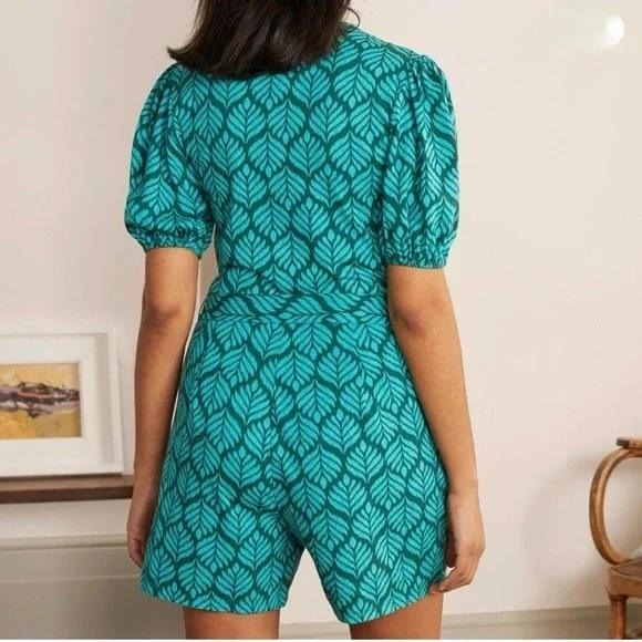 Boden Ruby Jersey Romper in Palm Leaf Patterned Jumpsuit Tie Waist Pockets US 2R - Picture 3 of 15